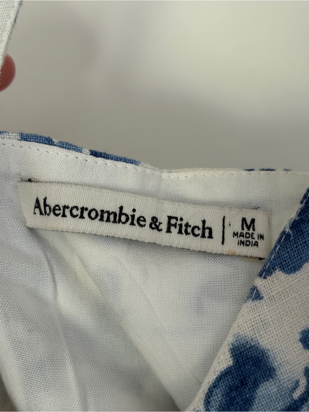 Abercrombie & Fitch White Dress with Blue Floral Print - Picture 3 of 4